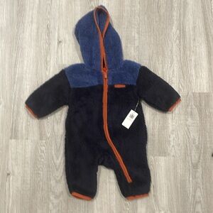 Old Navy Kids Fleece Onesie, NWT, size 3-6M